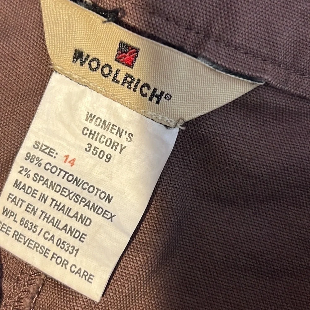 Woolrich Womens Brown Shorts size 14